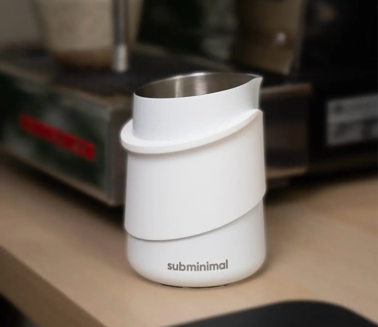 Subminimal FlowTip Milk Jug