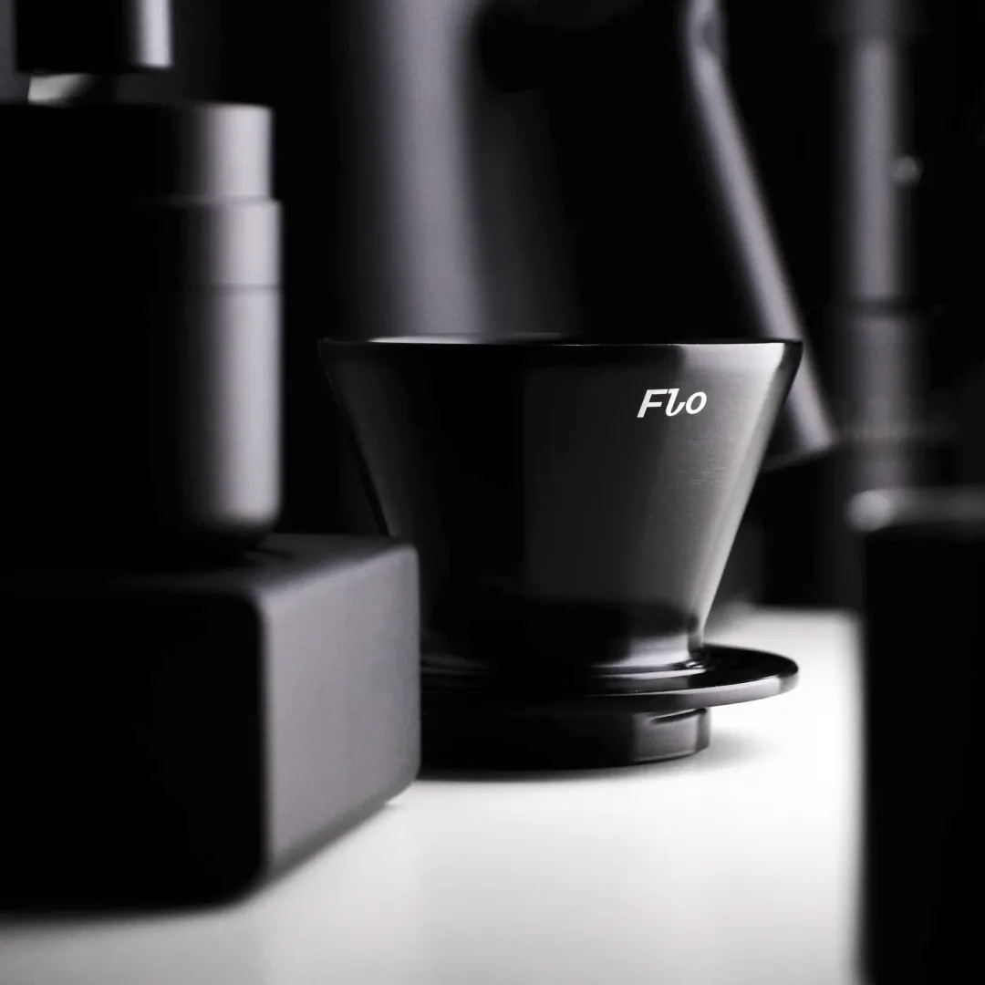 Varia FLO Dripper – Varia x Kurasu Kyoto